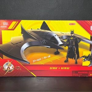 DC Comics Batman Batwing Set - Black and Yellow